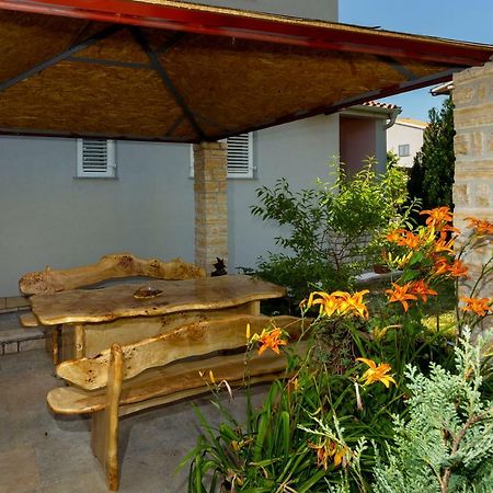 Apartment Erceg Porec Exterior photo